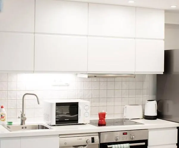Newly Refurbished At Superb Location *